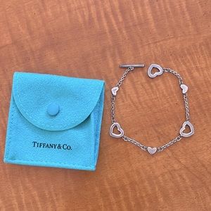 Tiffany & Co Vintage Sterling Silver Heart Toggle Link Chain Bracelet